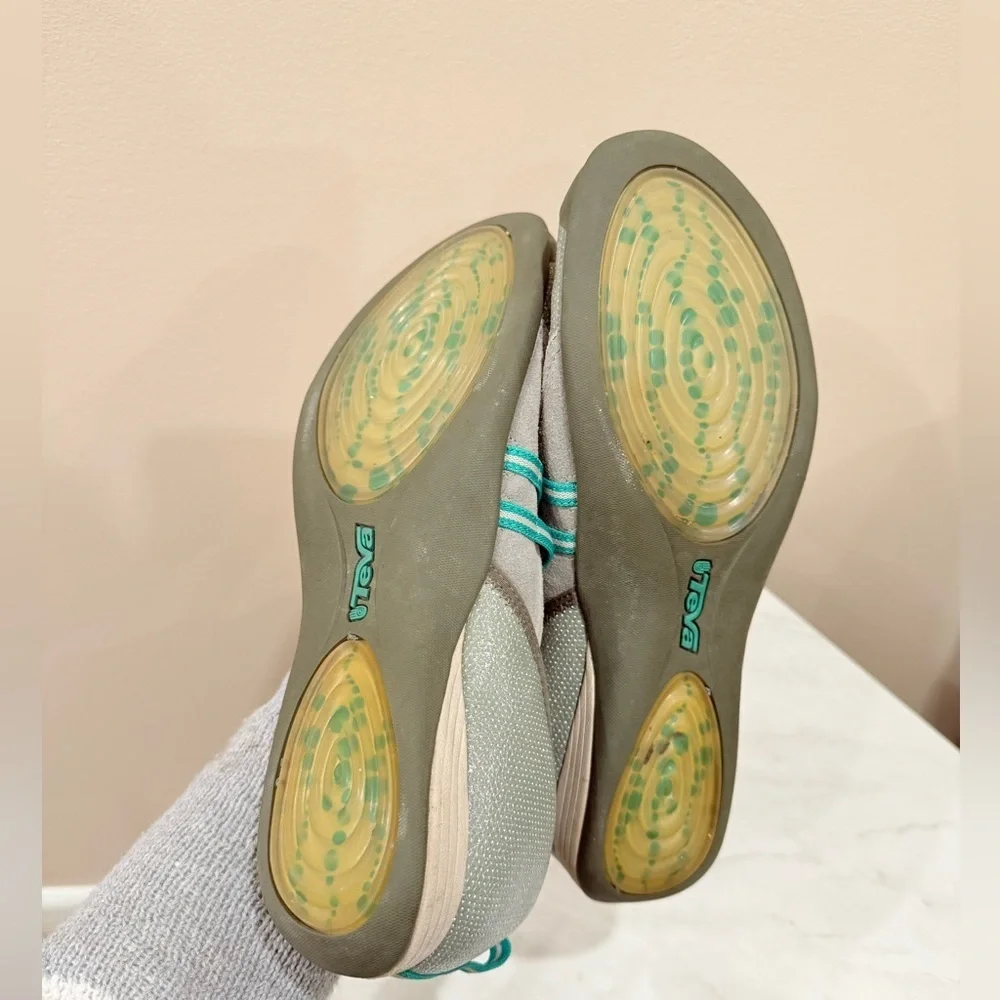 🔥Teva comfy  Green Women's Shoes Sz 10🔥